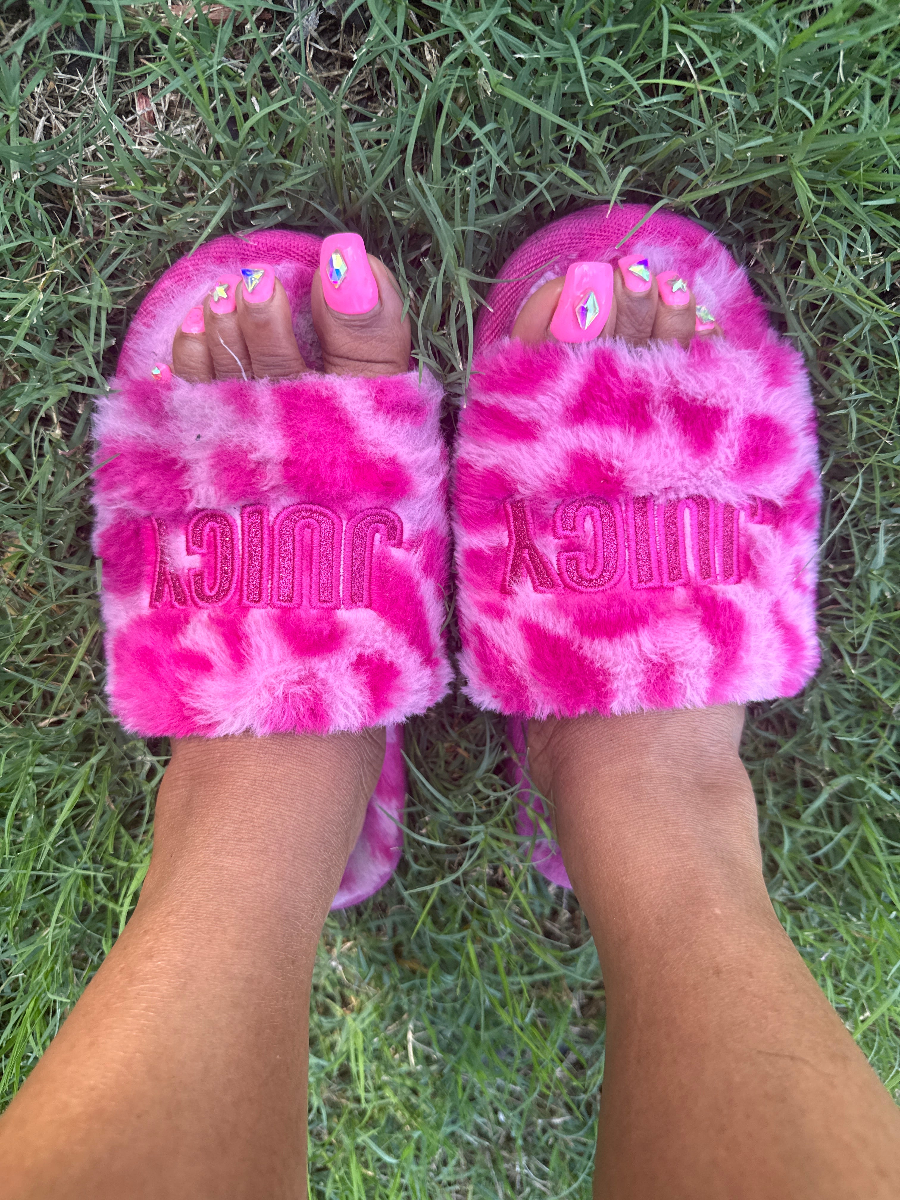 JUICY pink house slippers💕